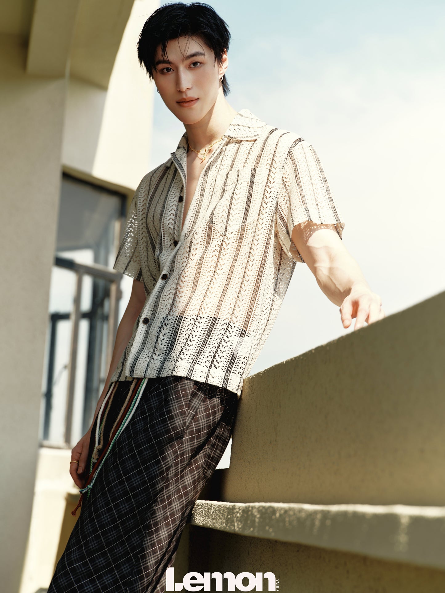 予約開始!【中国雑誌】LEMON 2025/10 A.Ver GUNO(王君豪/BUGVEL)&Chance(成晞) 公式カード3枚