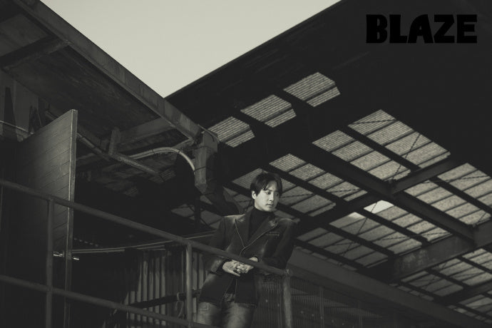 【中国雑誌】BLAZE Magazine 2026/10 D.ver 三冊セット（渡部秀＆齋藤璃佑、公式カード32枚）